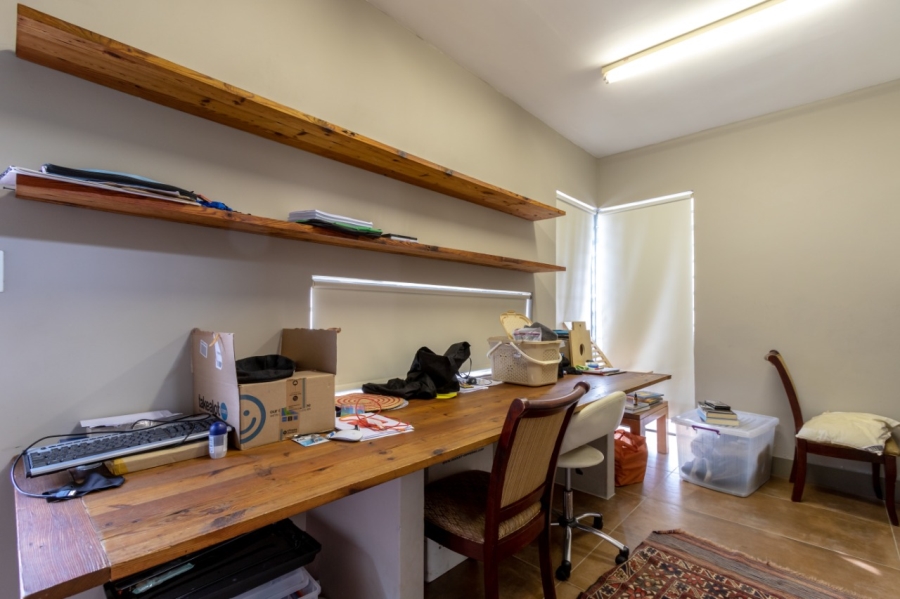 To Let 3 Bedroom Property for Rent in Mowbray Western Cape